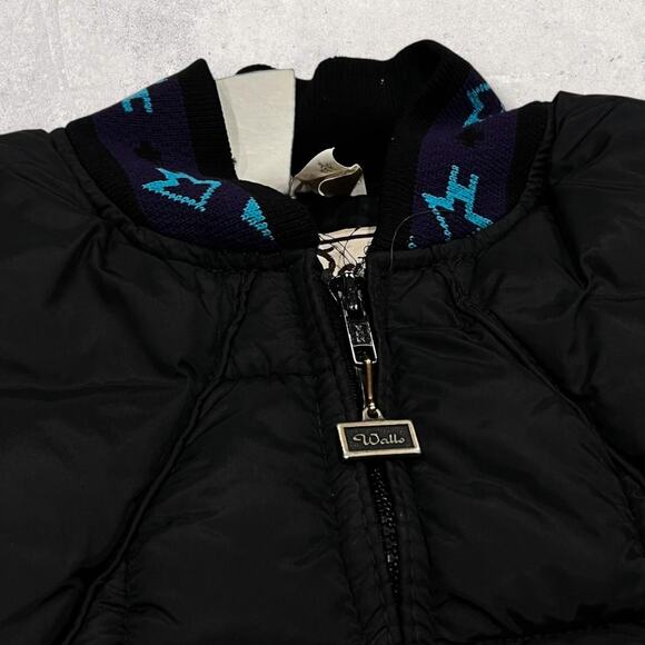 ★ Walls (Vintage) Black Full-Zip Quilted Puffer Vest w/ Collar Design ★ - Picture 2 of 7